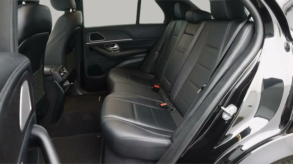 2020-mercedes-benz-gle-class-20d-gle300d-amg-line-5-big-16