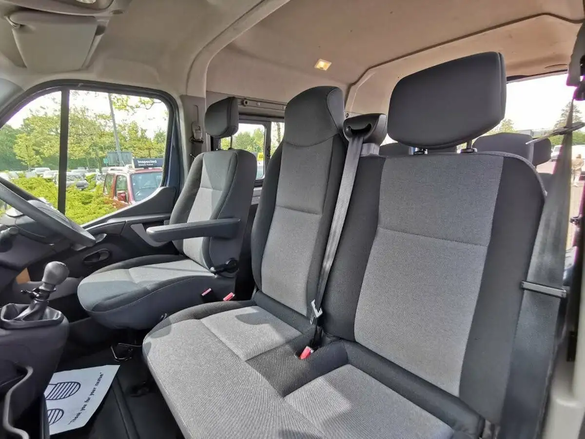 2016-nissan-nv400-23td-se-l2h2-135-fwdss-3500-srw-mini-bus-9-seater-big-14