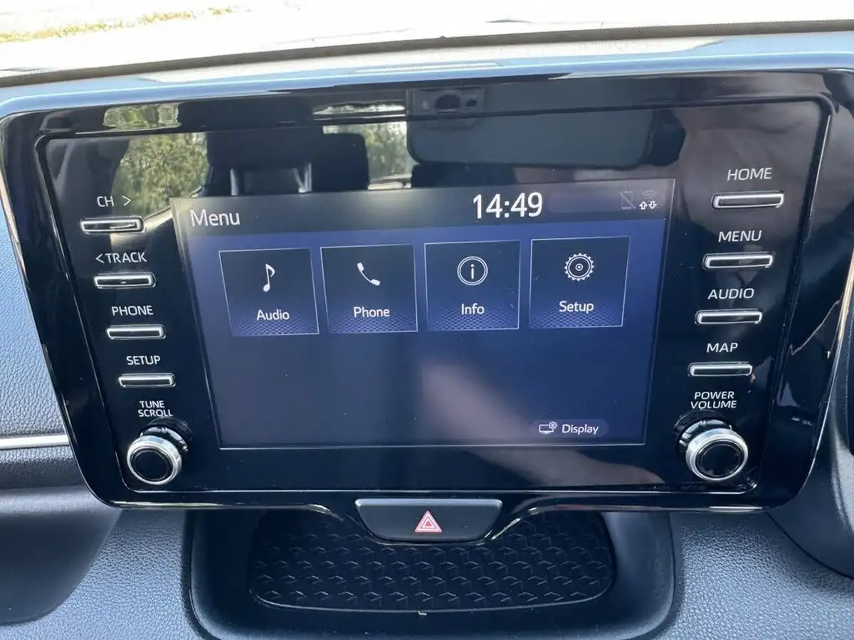 2021-toyota-yaris-15-vvt-i-icon-114bhp-hybrid-1490cc-e-cvt-big-51