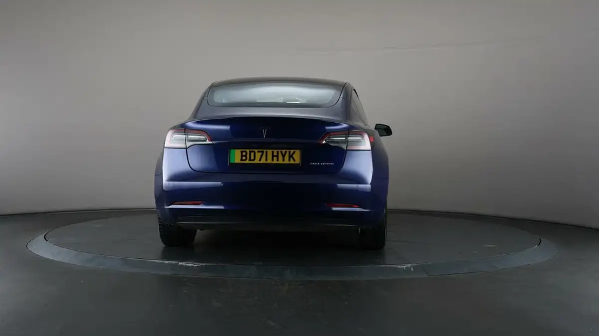2021-tesla-model-3-e-long-range-awd-big-26