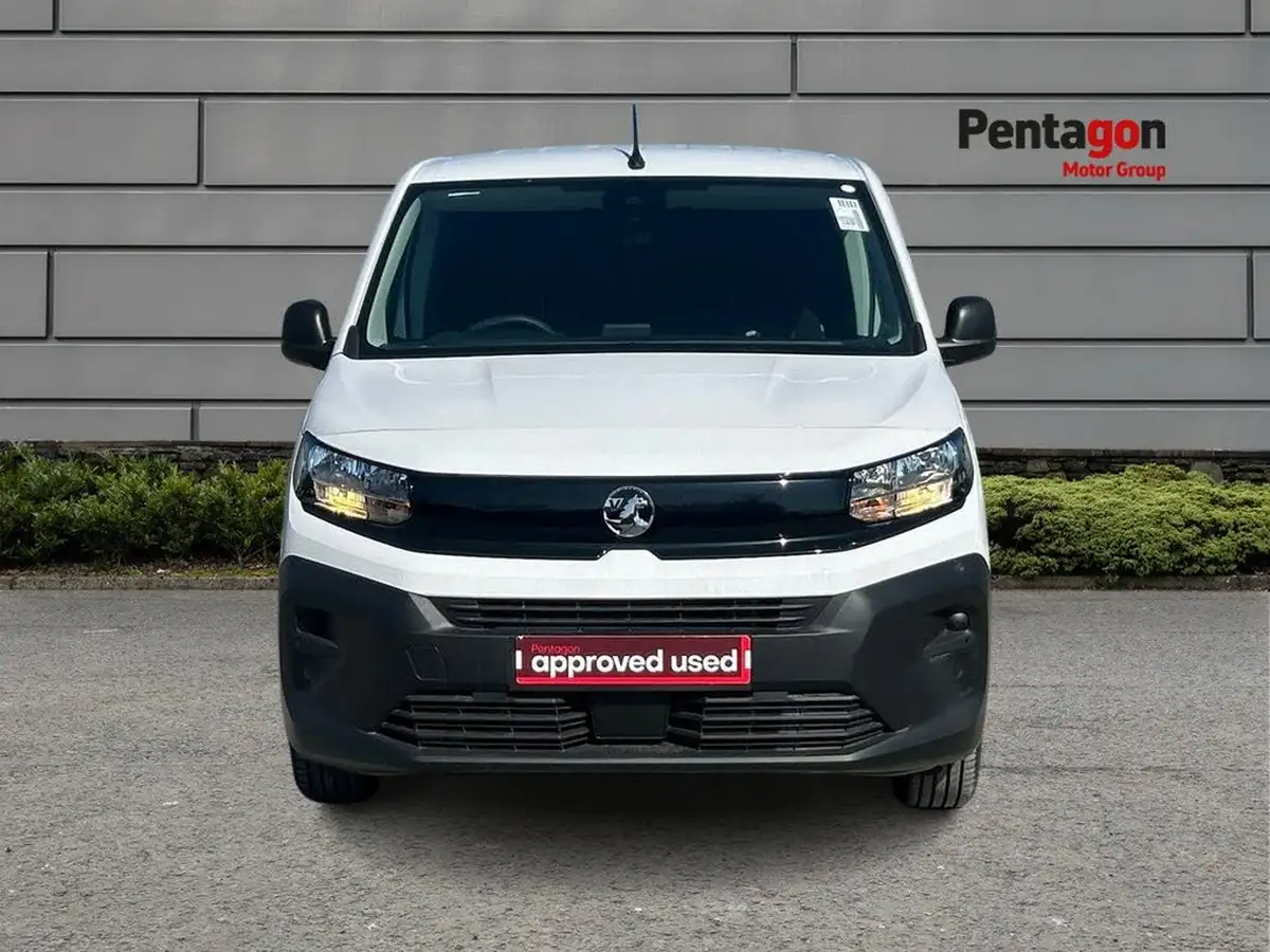 2025-vauxhall-combo-15cdti-prime-xl-100pseu6d-crew-big-12