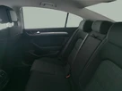 2020-volkswagen-passat-15-tsi-se-nav-saloon-4d-small-27