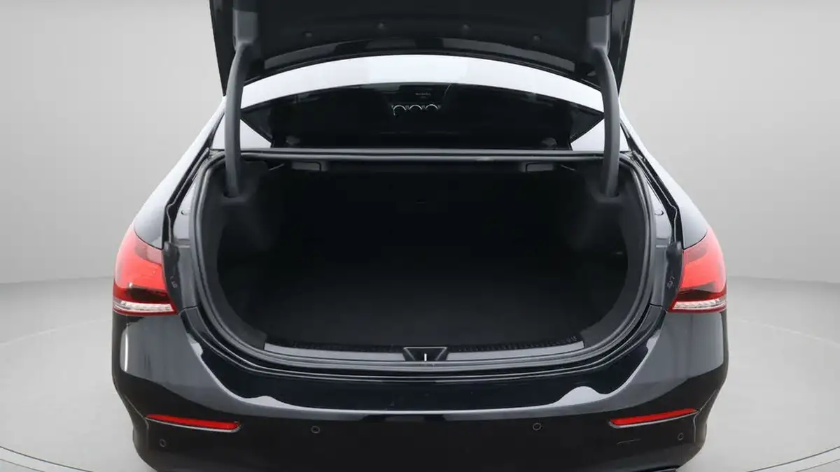 2022-mercedes-benz-a-class-13-a180-amg-line-executive-edition-saloon-4d-7g-dct-big-17