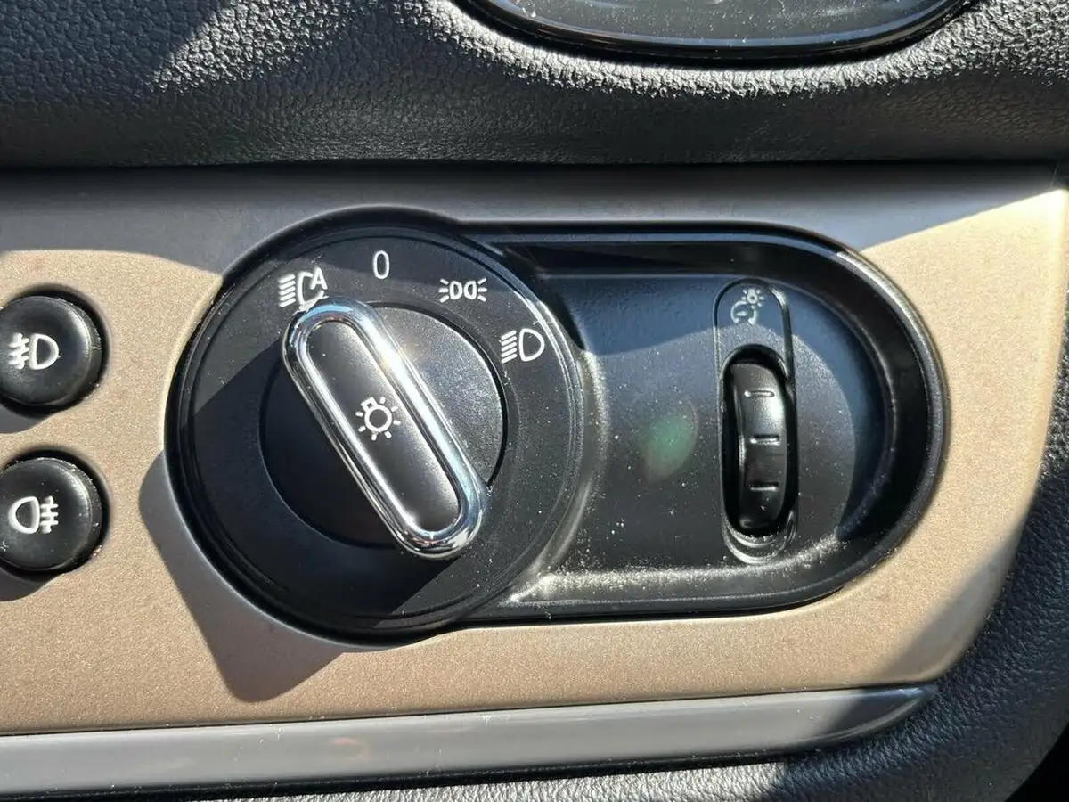 2018-mini-countryman-15-cooper-ss-auto-big-25
