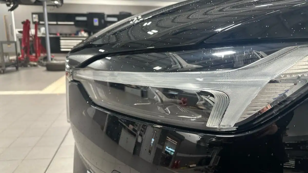 2022-volvo-xc60-20-b5-core-big-16