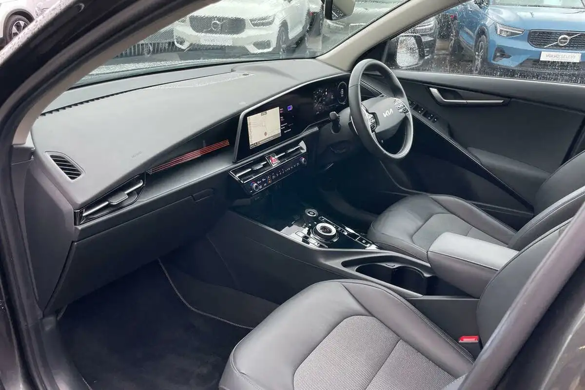 2022-kia-e-niro-ev-3-big-25