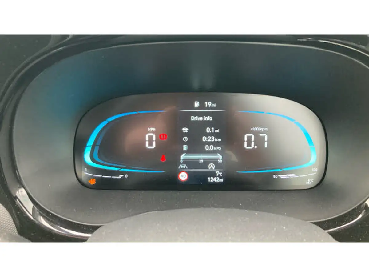 2024-hyundai-i10-10-advance-63ps-big-17