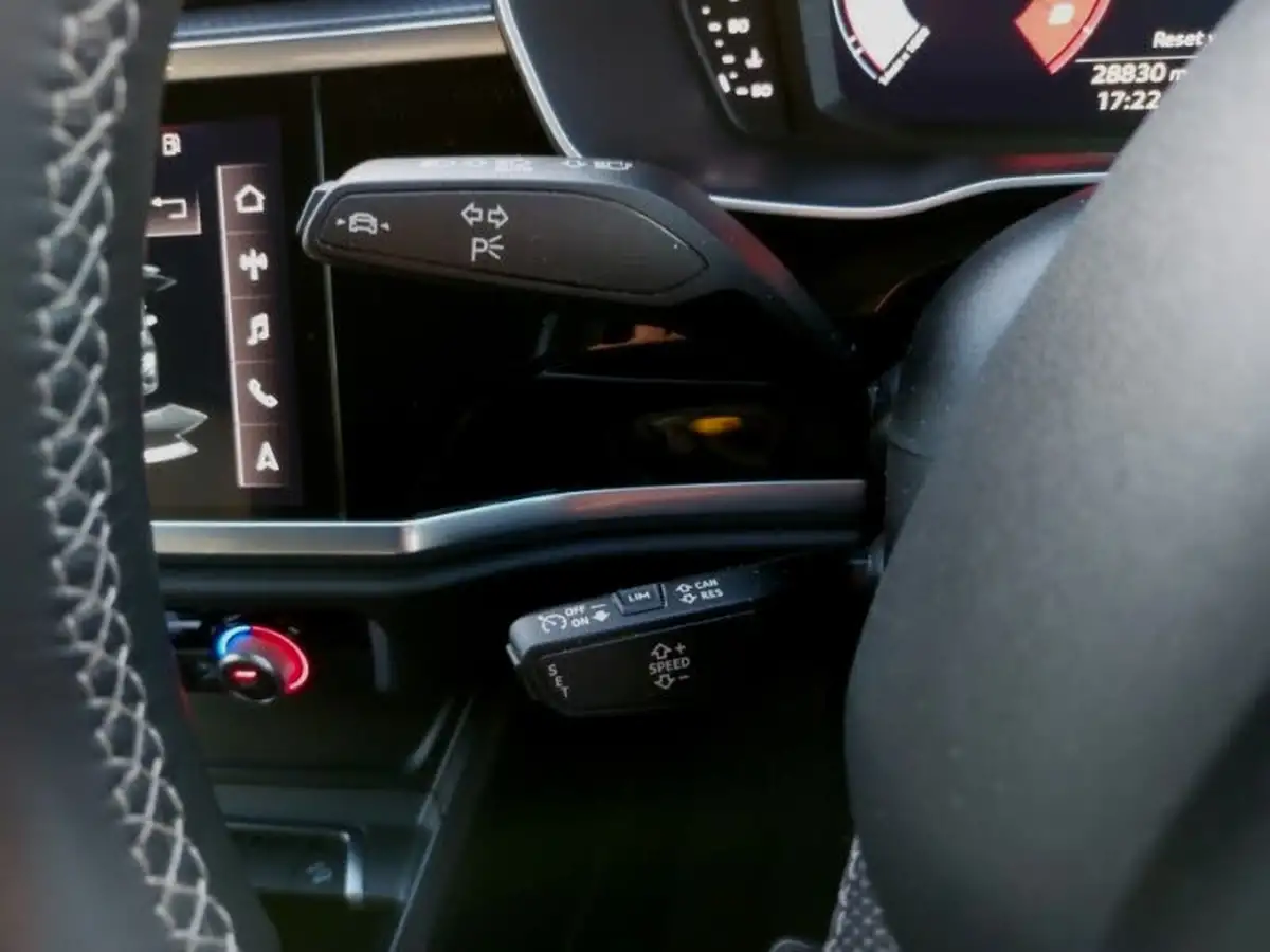 2022-audi-q3-15-35-tfsi-black-edition-codcomfort-sound-pack-station-wagon-big-17