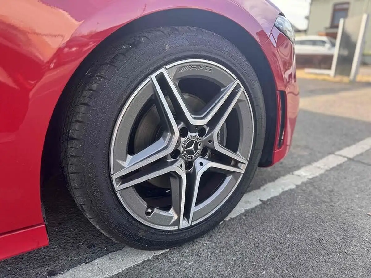 2019-mercedes-benz-a-class-13-a200-amg-line-executive-hatchback-5d-7g-dct-big-9