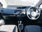 2015-toyota-yaris-15-vvt-i-sport-hybrid-small-2