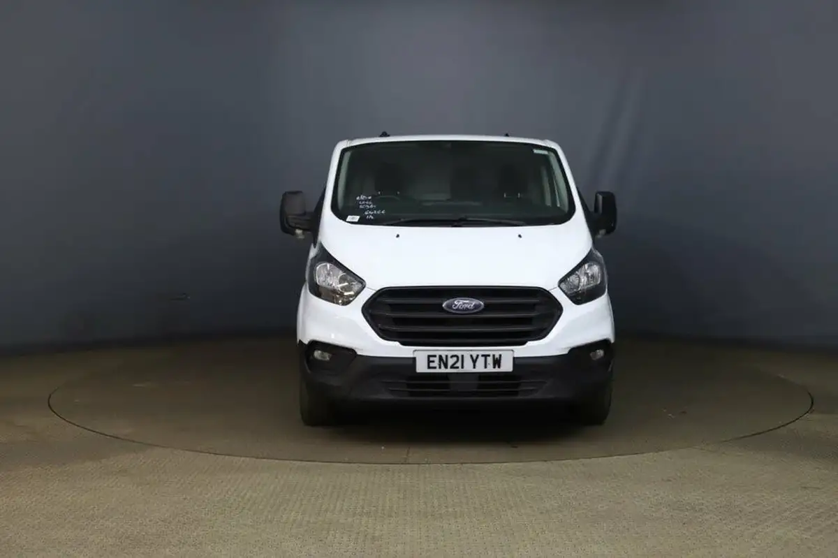 2021-ford-transit-custom-20tdci-300-l1h1-leader-130pseu6dt-panel-van-big-1