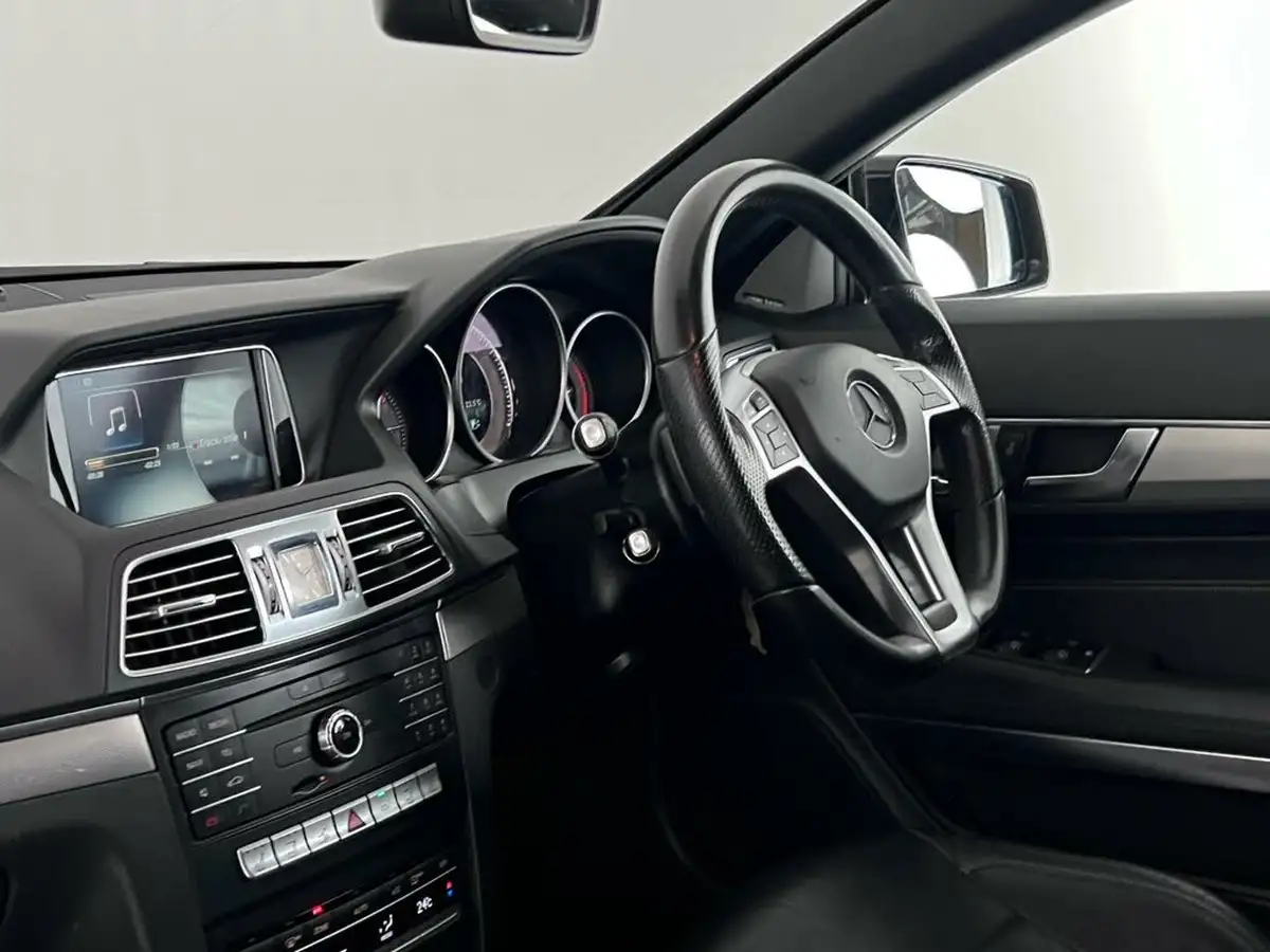 2016-mercedes-benz-e-class-21cdi-e220-amg-line-premiumss-cabriolet-big-21