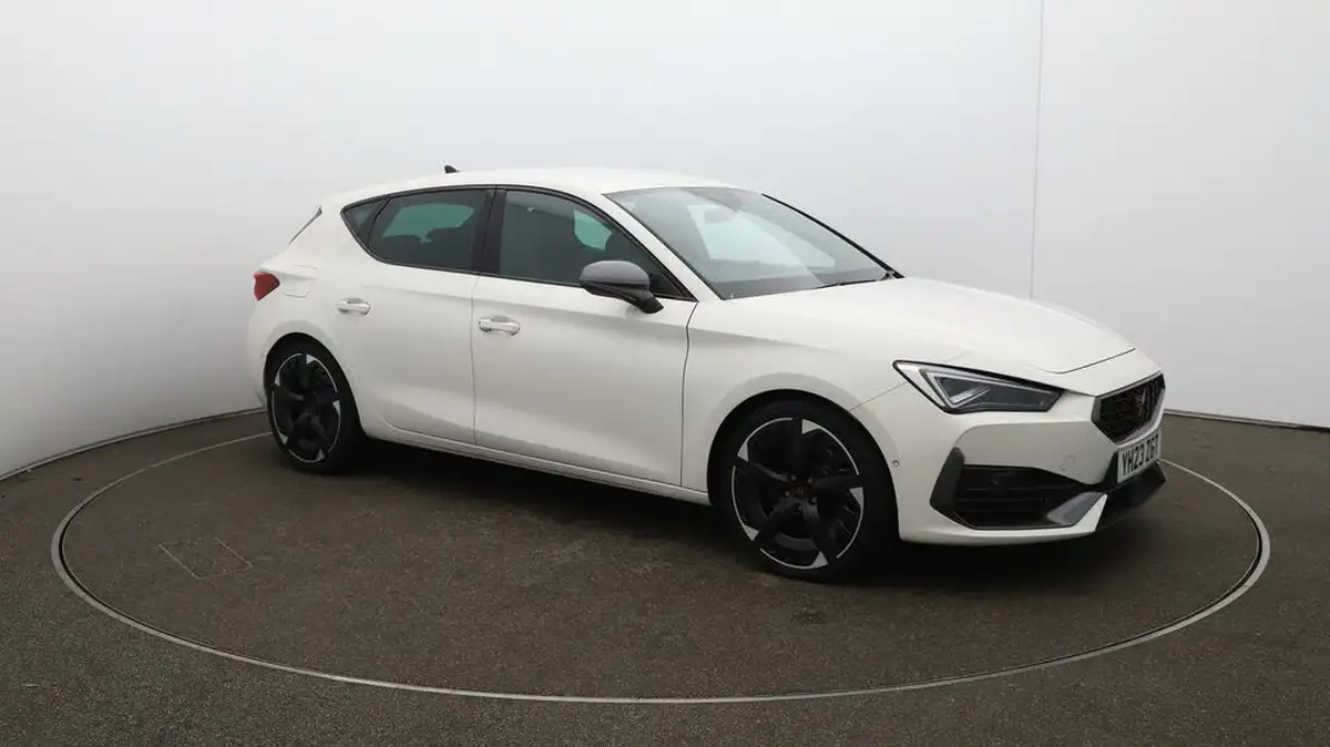 2023-cupra-leon-nf-20-tsi-vz3-300ps-hatchback-big-36
