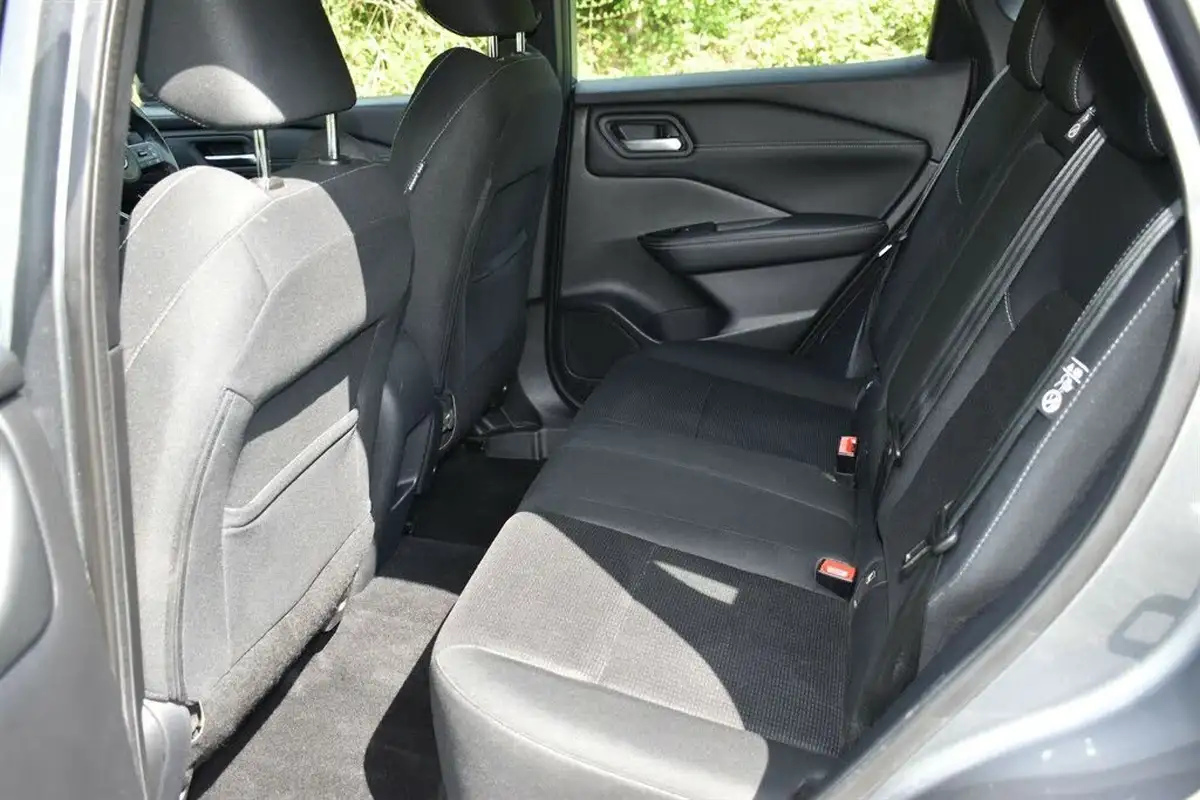 2022-nissan-qashqai-13-dig-t-acenta-premium-140ps-big-11