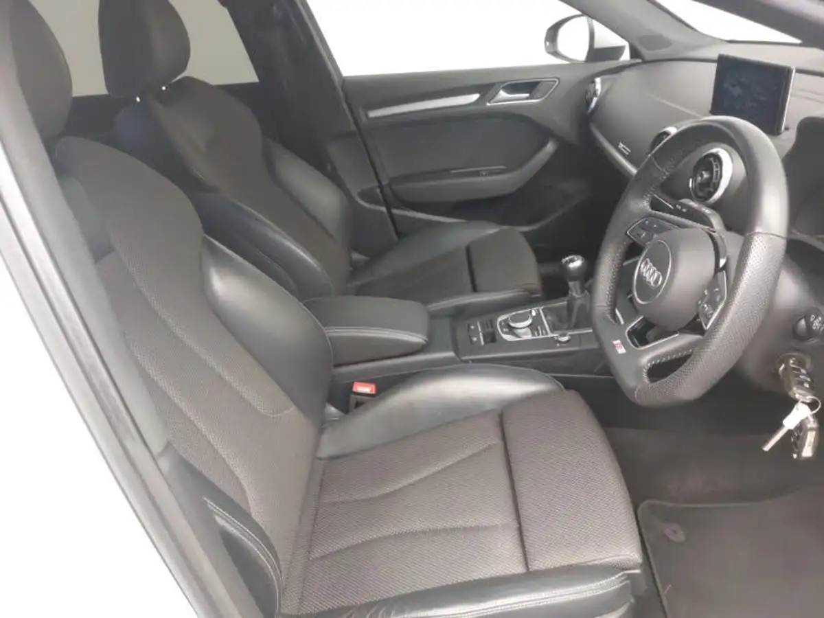 2019-audi-a3-15-35-tfsi-s-line-cod-ss-sportback-5d-big-5