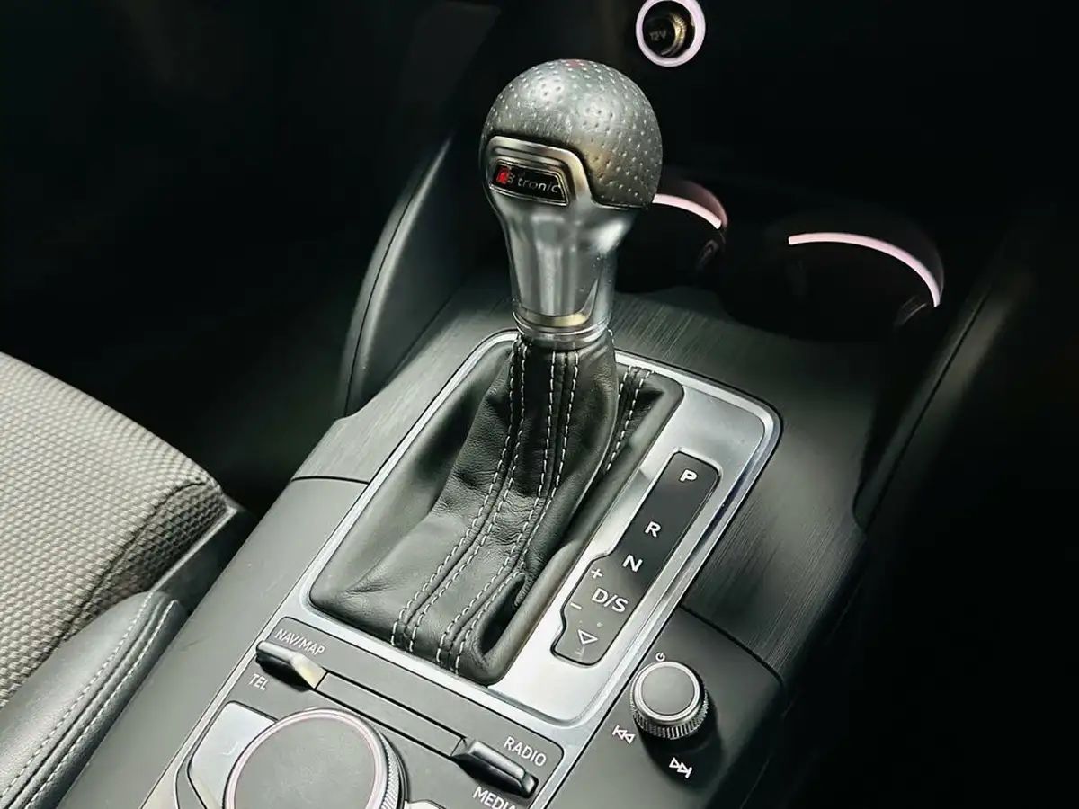 2020-audi-a3-15-35-tfsi-black-edition-saloon-4d-s-tronic-big-50