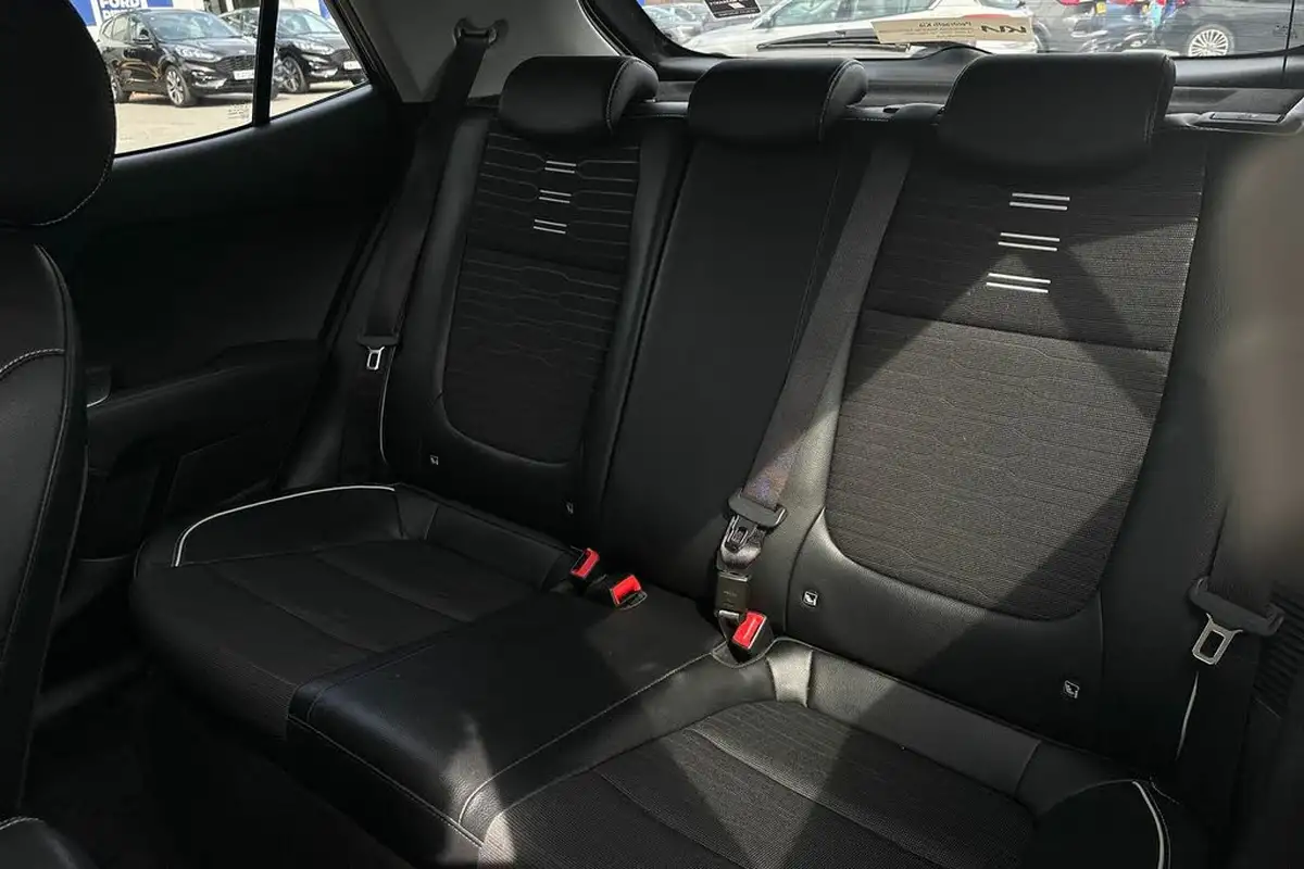 2022-kia-stonic-10-t-gdi-gt-line-118bhp-48v-big-12