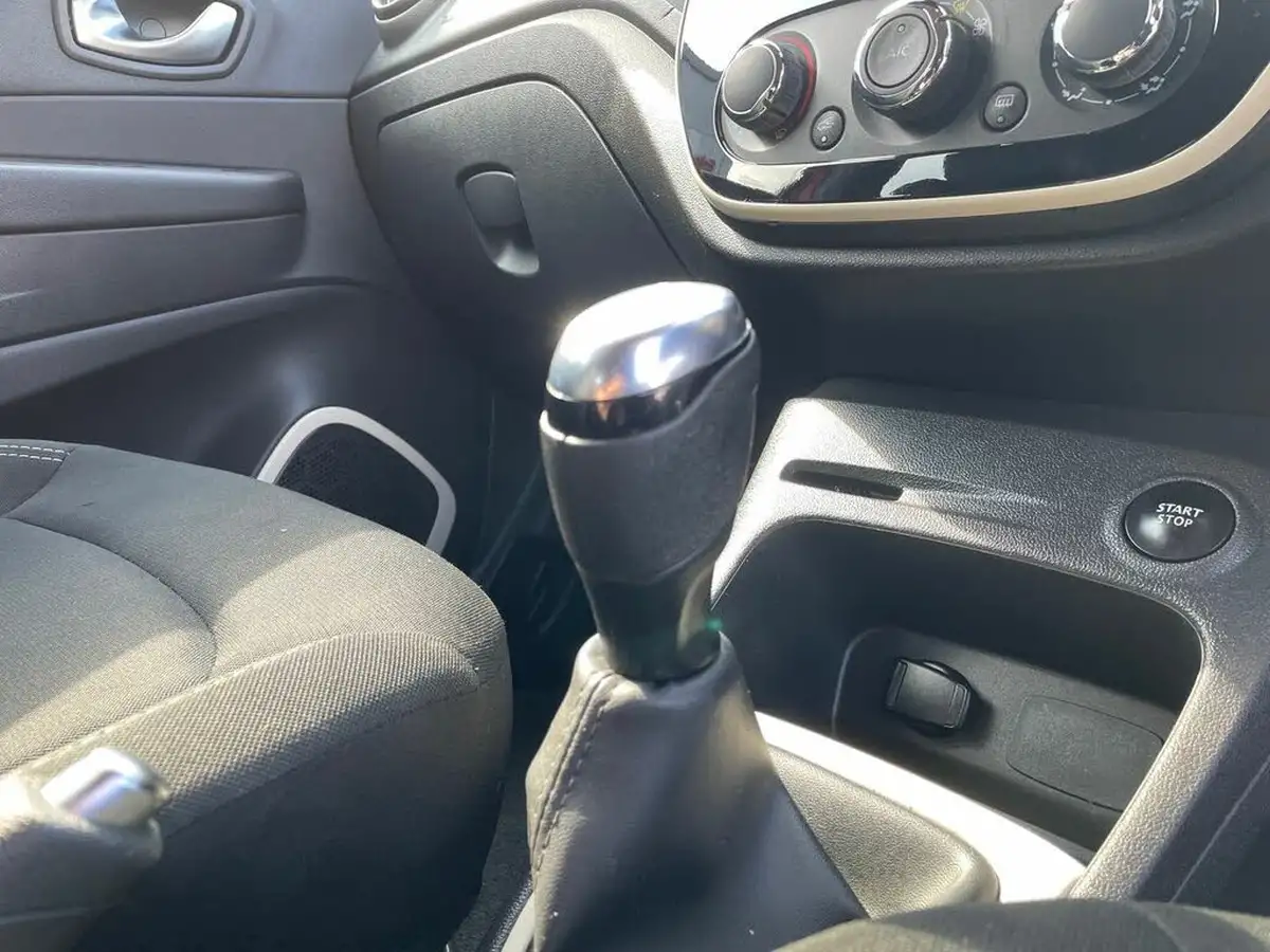 2018-renault-captur-15dci-play-big-18