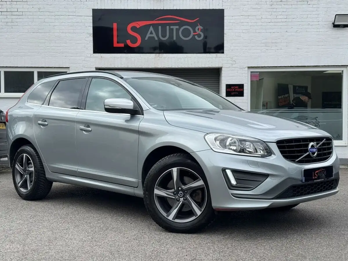2015-volvo-xc60-24td-d5-r-design-220bhp-ss-geartronic-big-0