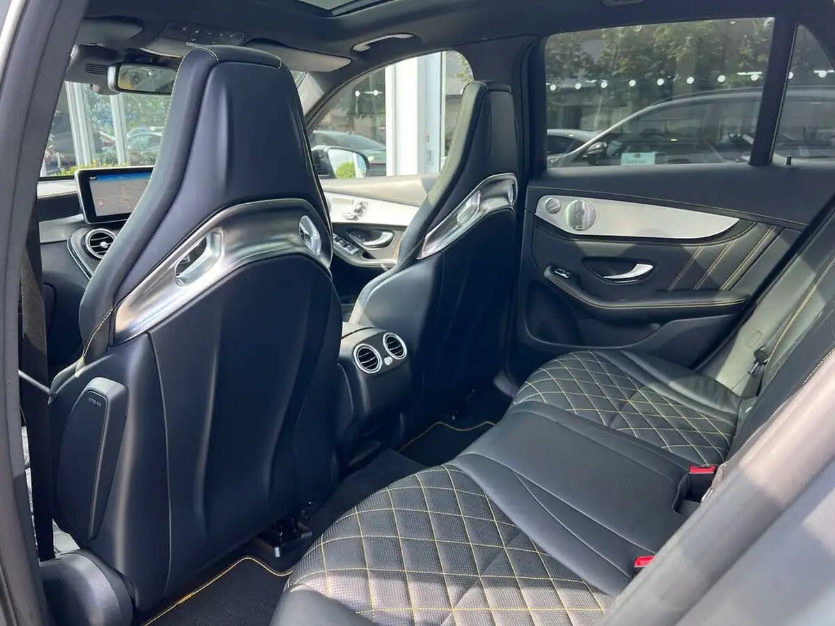 2018-mercedes-benz-glc-class-40-glc-amg-63-s-edition-1-510ps-station-wagon-5d-big-15