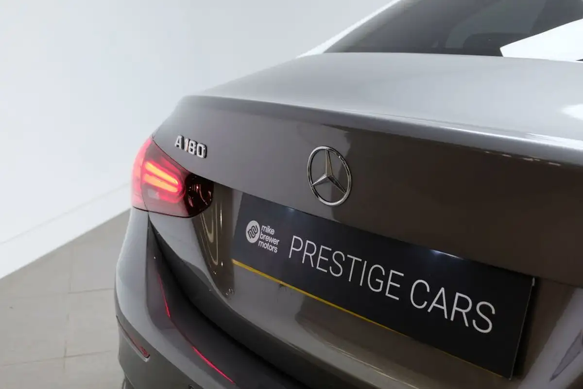 2023-mercedes-benz-a-class-big-55