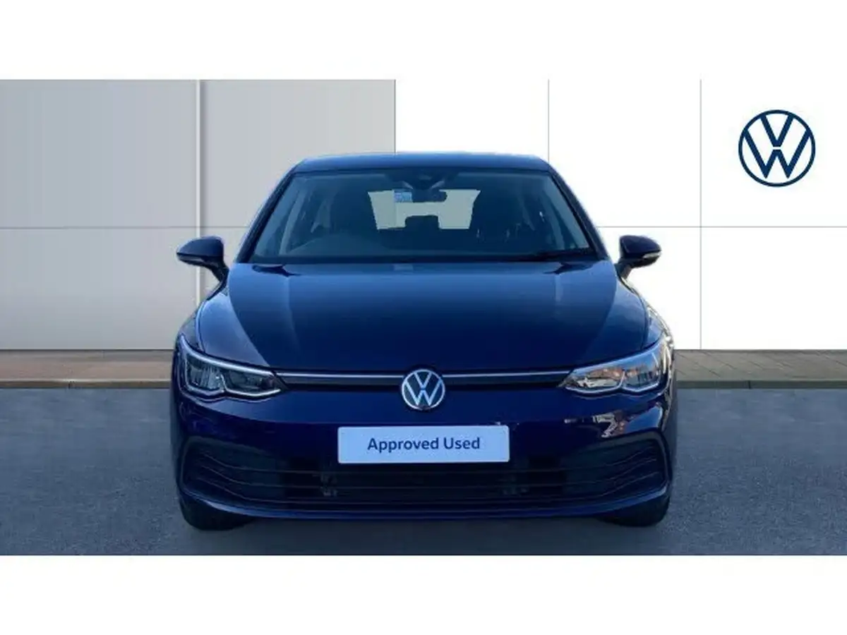 2023-volkswagen-golf-15-tsi-life-130ps-hatchback-big-6