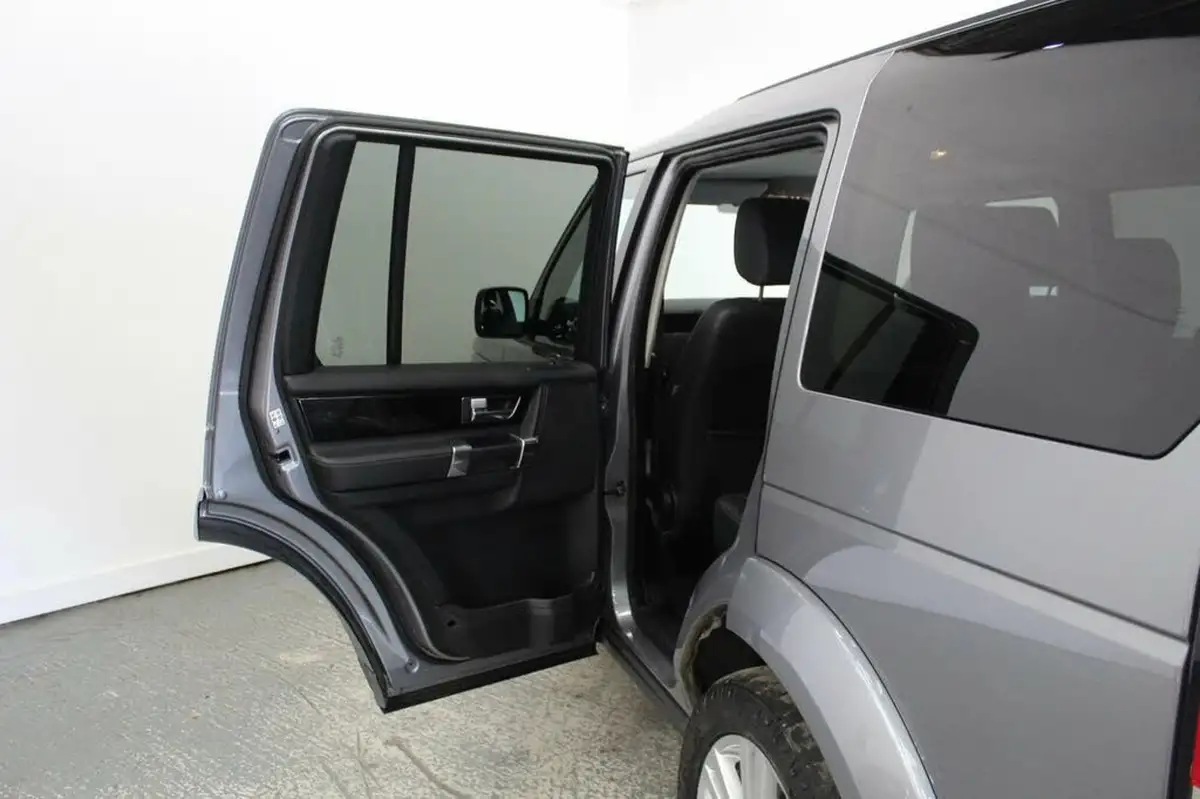 2012-land-rover-discovery-4-30-sd-v6-xs-30-sd-4x4-auto-big-24