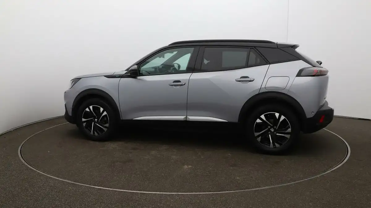 2023-peugeot-2008-suv-e-gt-136bhp-50kwh-station-wagon-big-51
