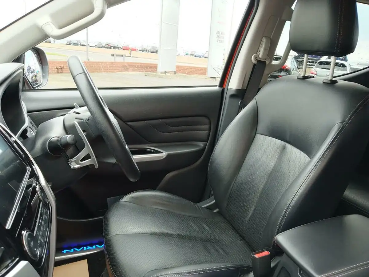 2020-mitsubishi-l200-22di-d-barbarian-auto-big-16