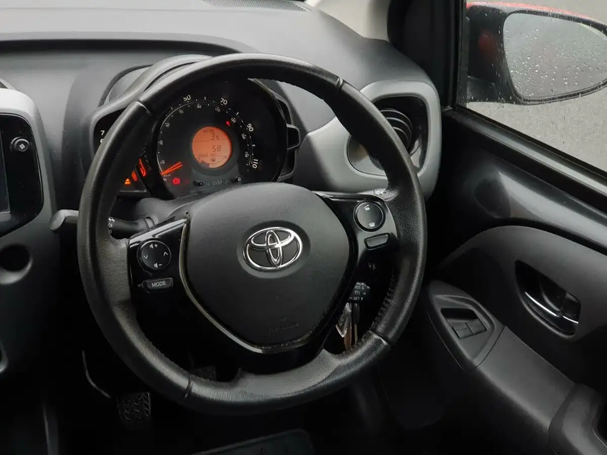 2020-toyota-aygo-10-vvt-i-x-trend-big-17