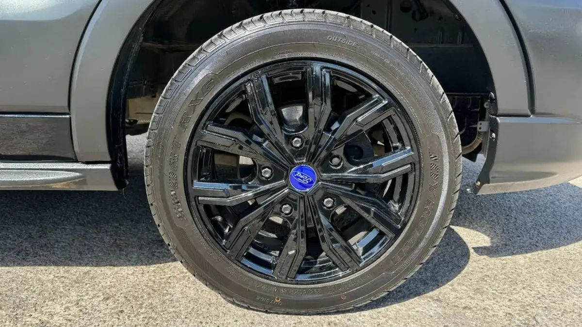 2022-ford-transit-big-23