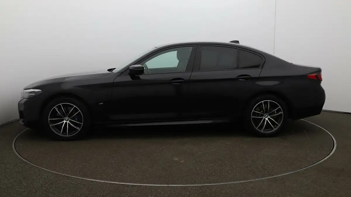 2021-bmw-5-series-20-530e-xdrive-m-sport-saloon-4d-big-4
