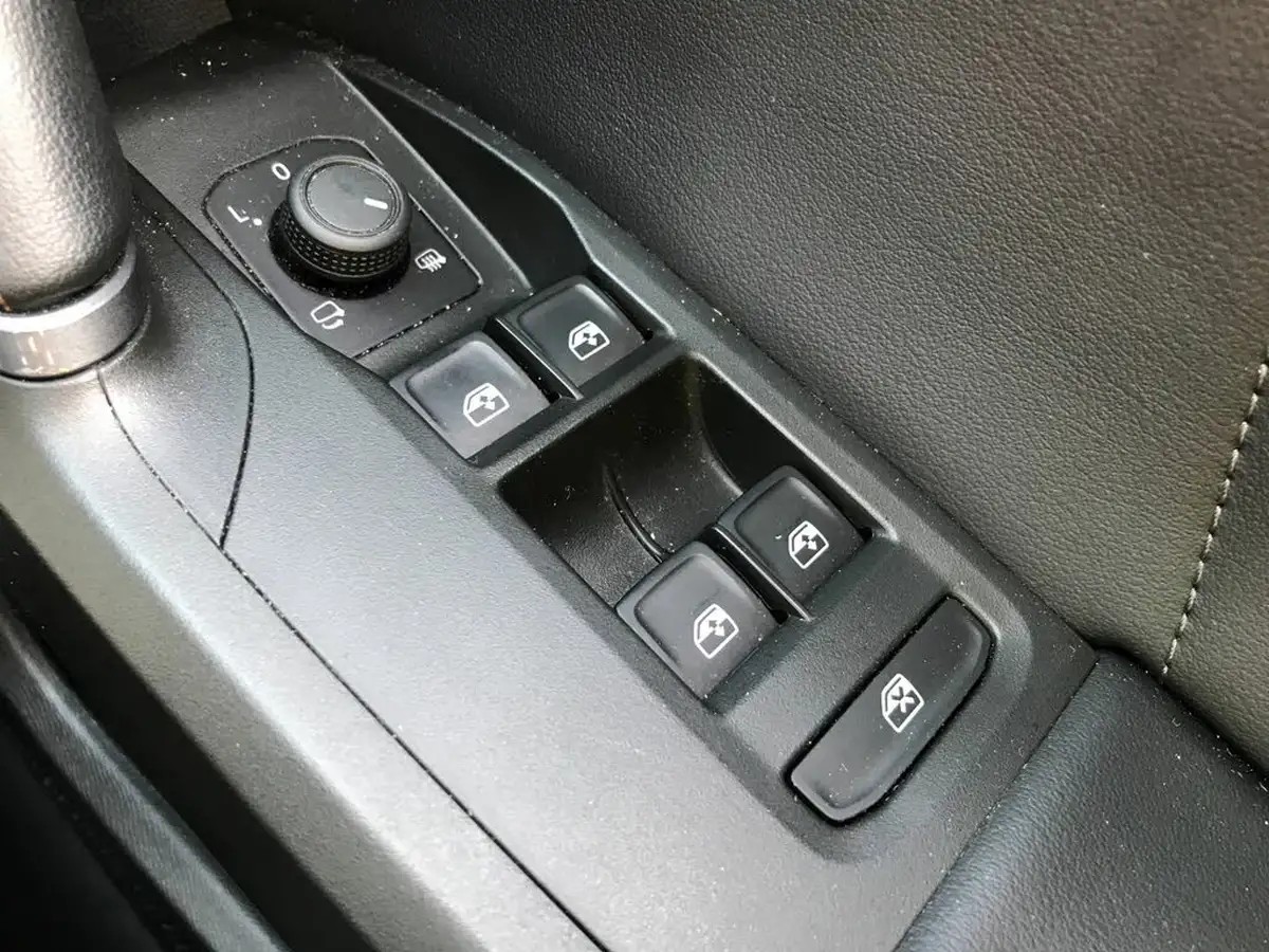 2024-cupra-formentor-20-tsi-v1-big-25