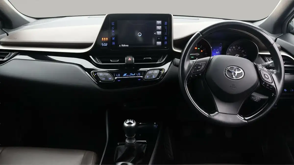 2018-toyota-c-hr-12-excel-big-13