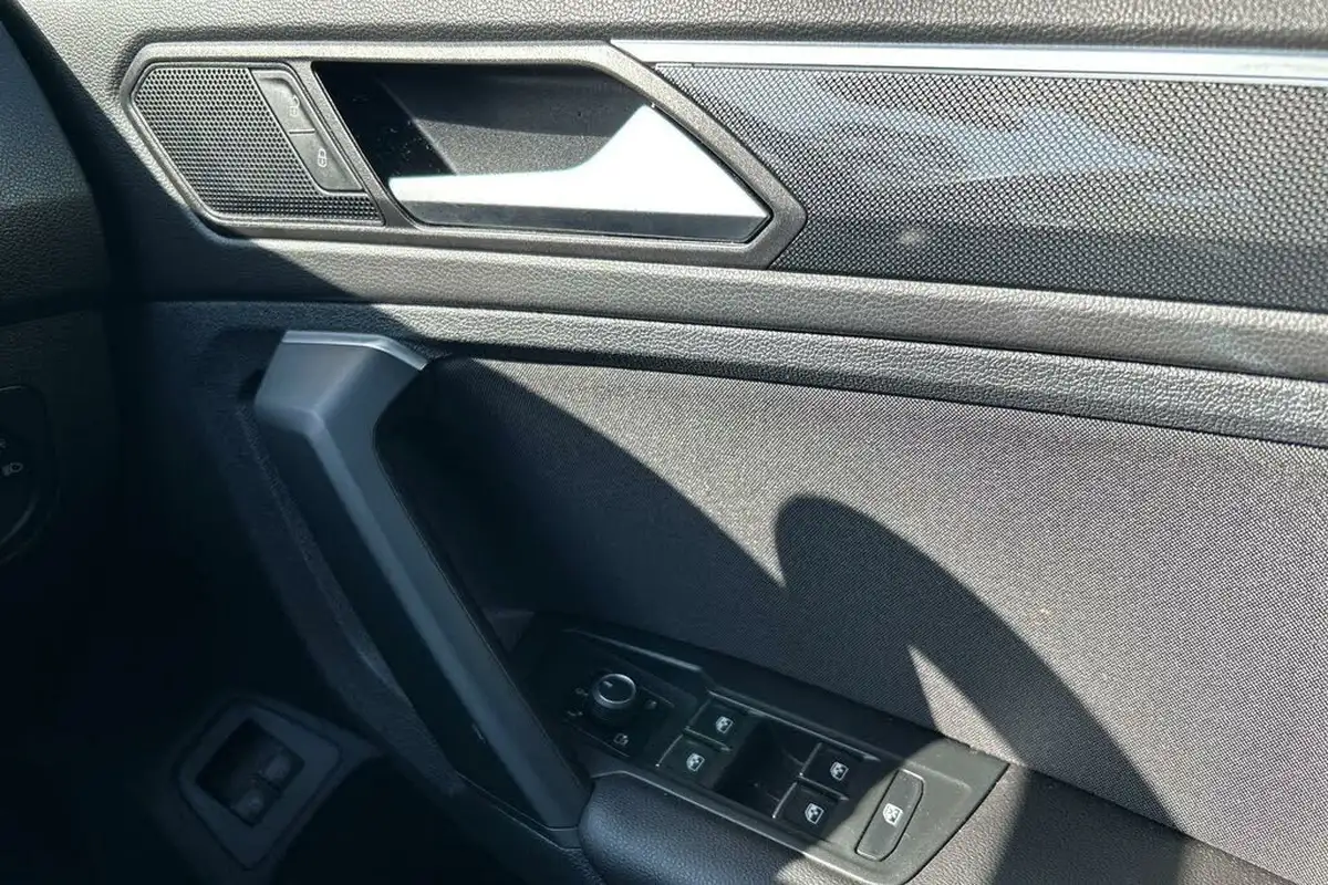 2023-volkswagen-tiguan-14-tsi-elegance-big-39