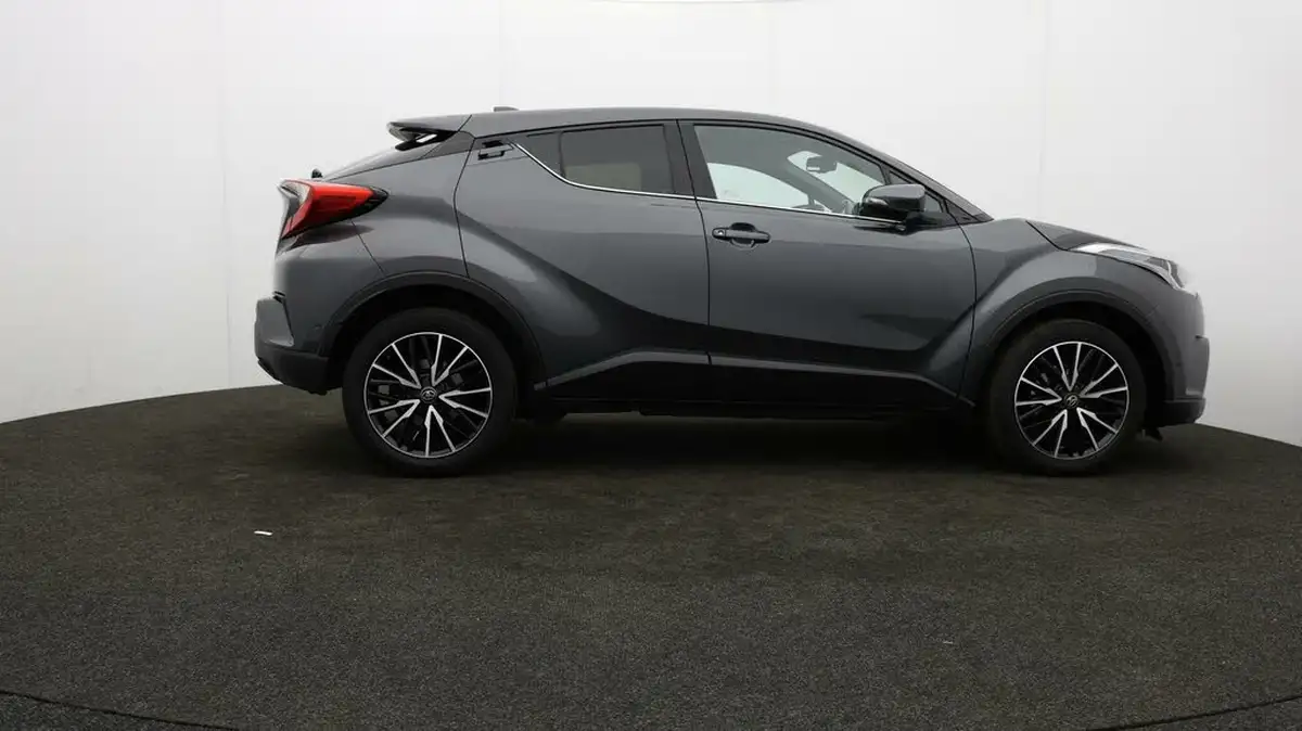 2018-toyota-c-hr-12-excel-big-30