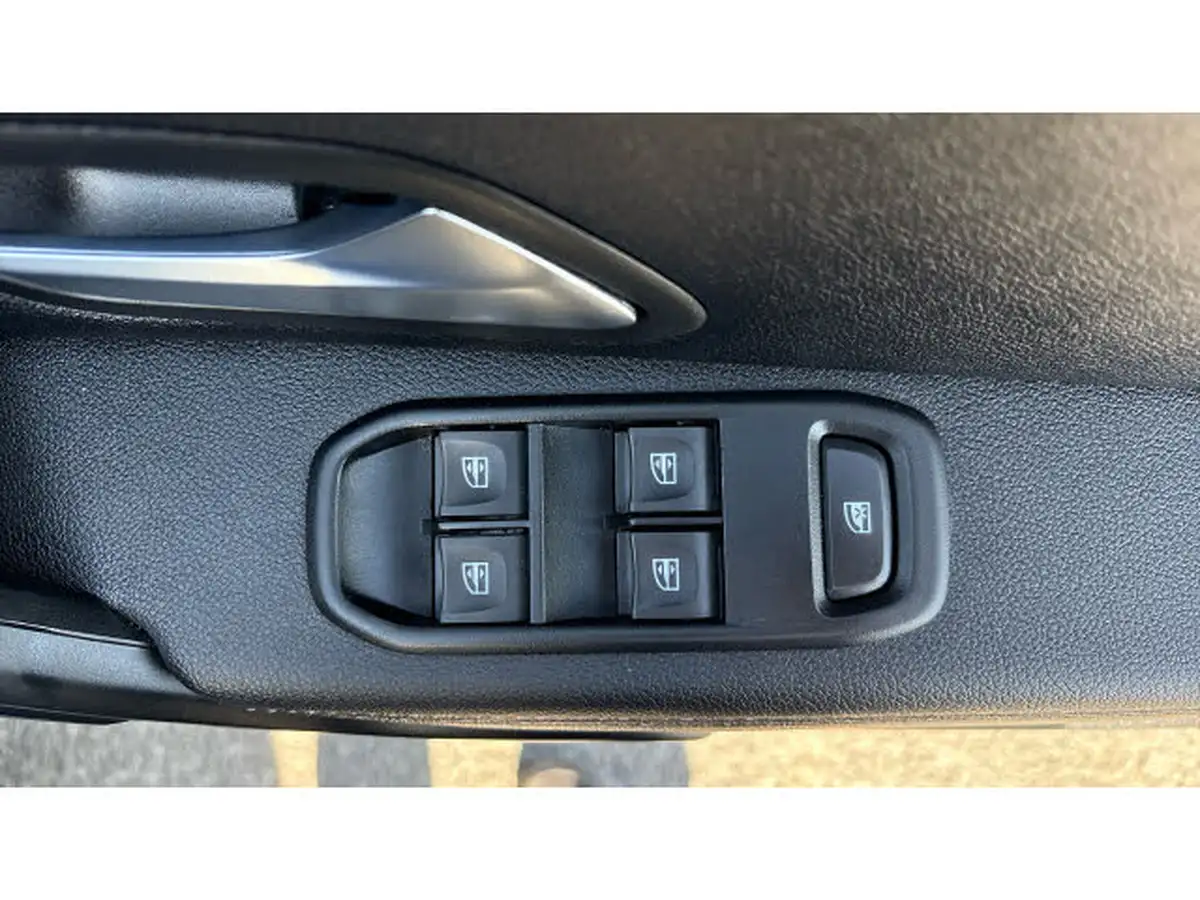 2022-dacia-duster-13-tce-prestige-130bhp-big-26