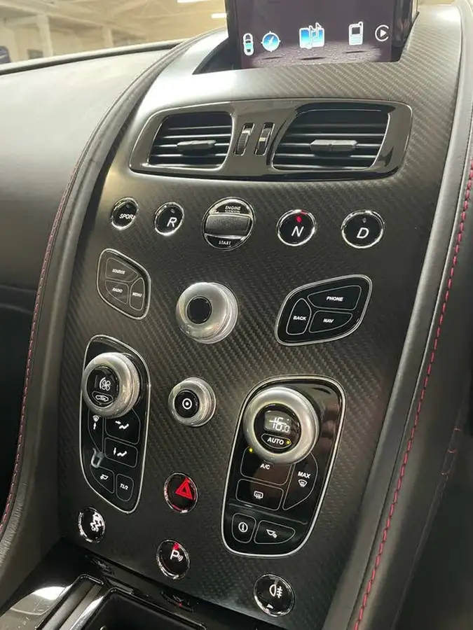 2016-aston-martin-vantage-47-v8-vantage-s-coupe-sportshift-ii-big-9