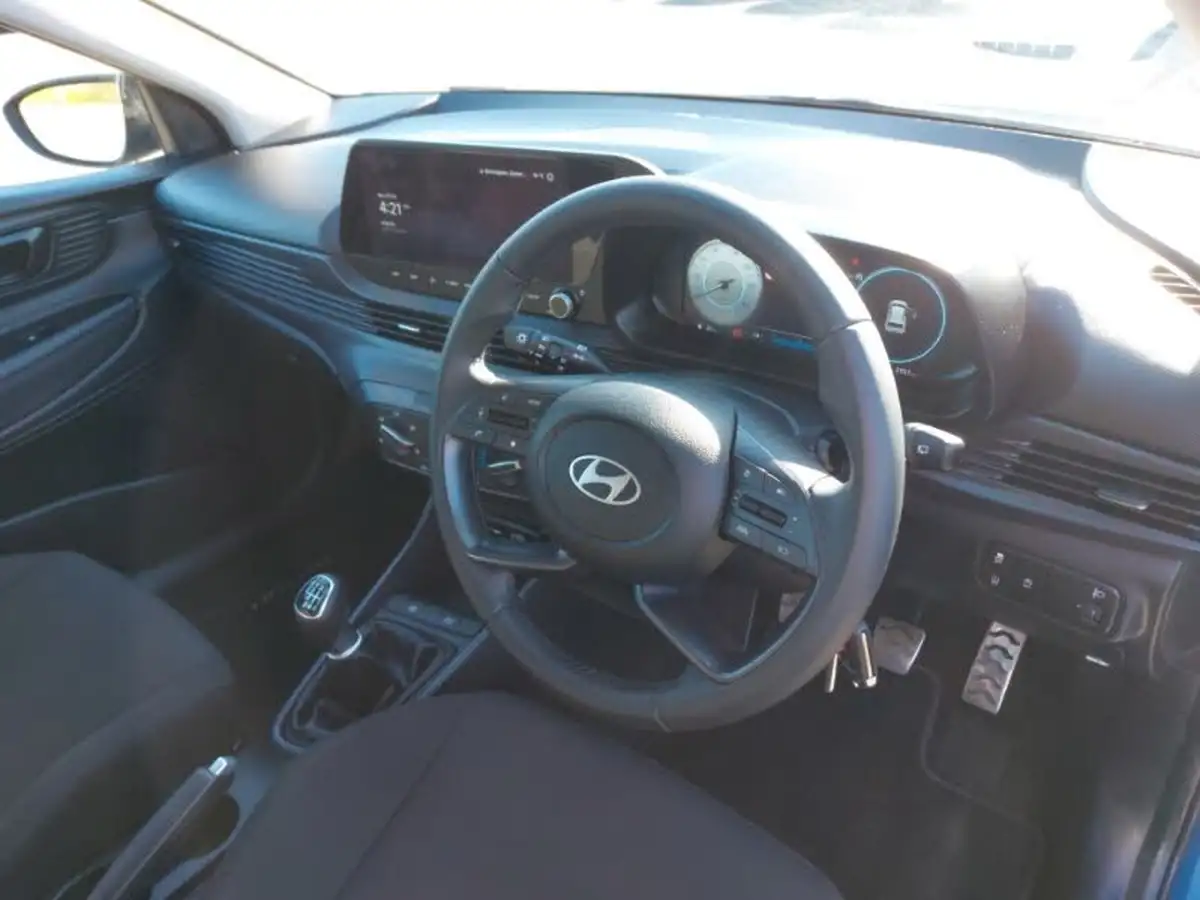 2024-hyundai-bayon-10-t-gdi-advance-big-9