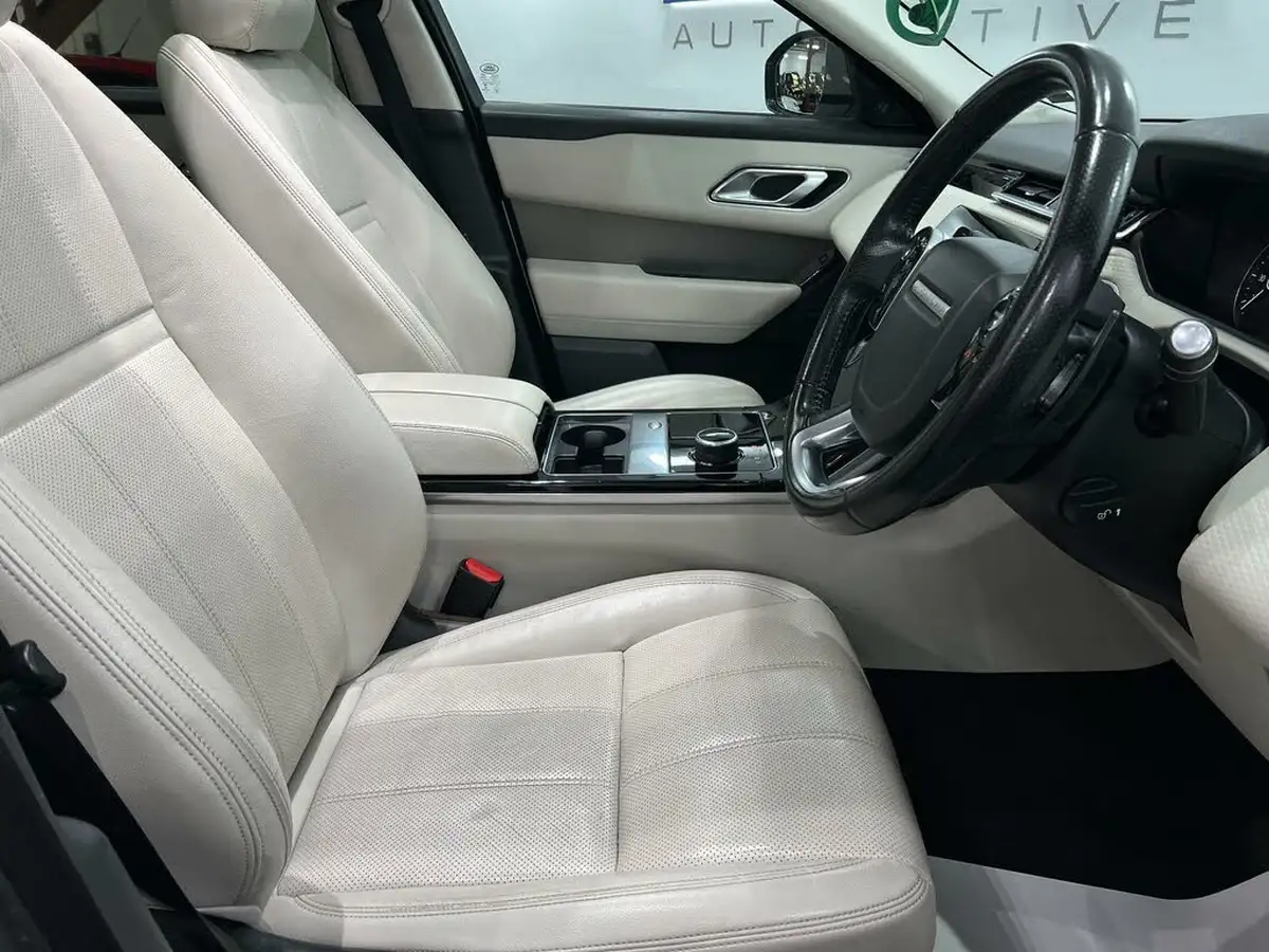2017-land-rover-range-rover-velar-20-d240-s-big-23