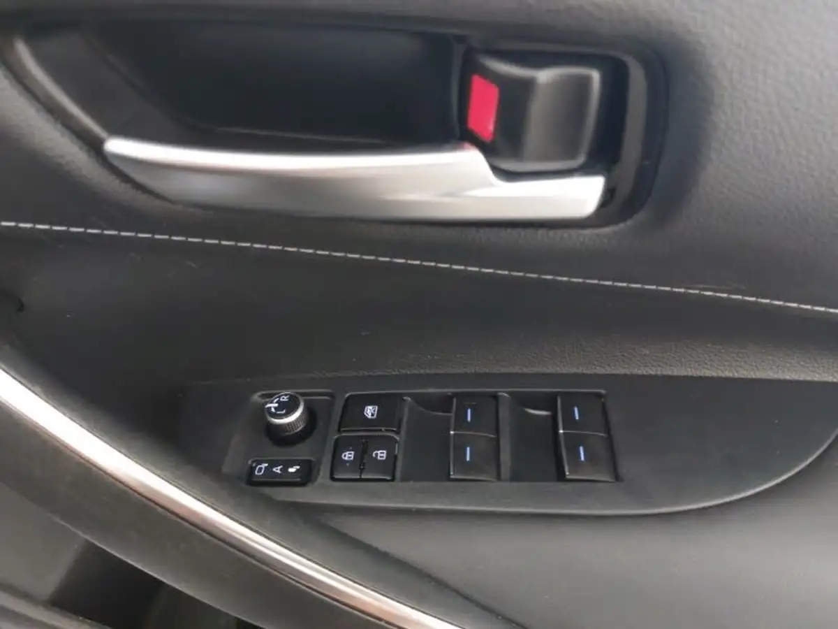 2020-suzuki-swace-18-sz5-big-18