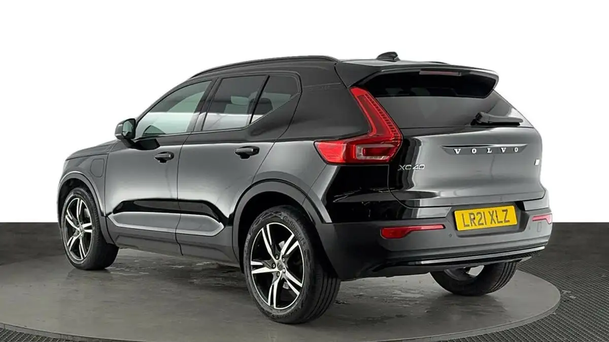 2021-volvo-xc40-15-t5-r-design-262bhp-big-5
