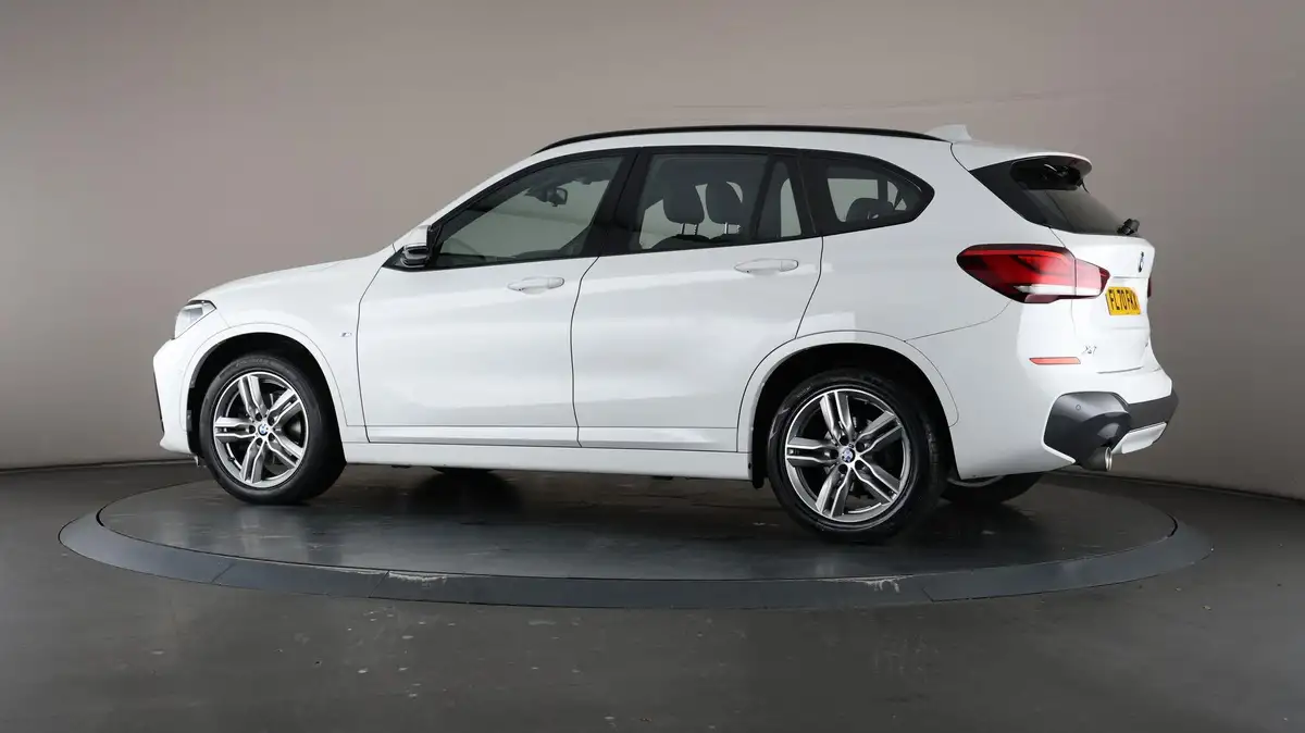 2020-bmw-x1-15-sdrive18i-m-sport-dct-big-70