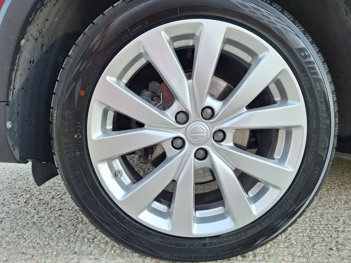 2019-mg-zs-suv-10t-gdi-excite-111ps-big-16