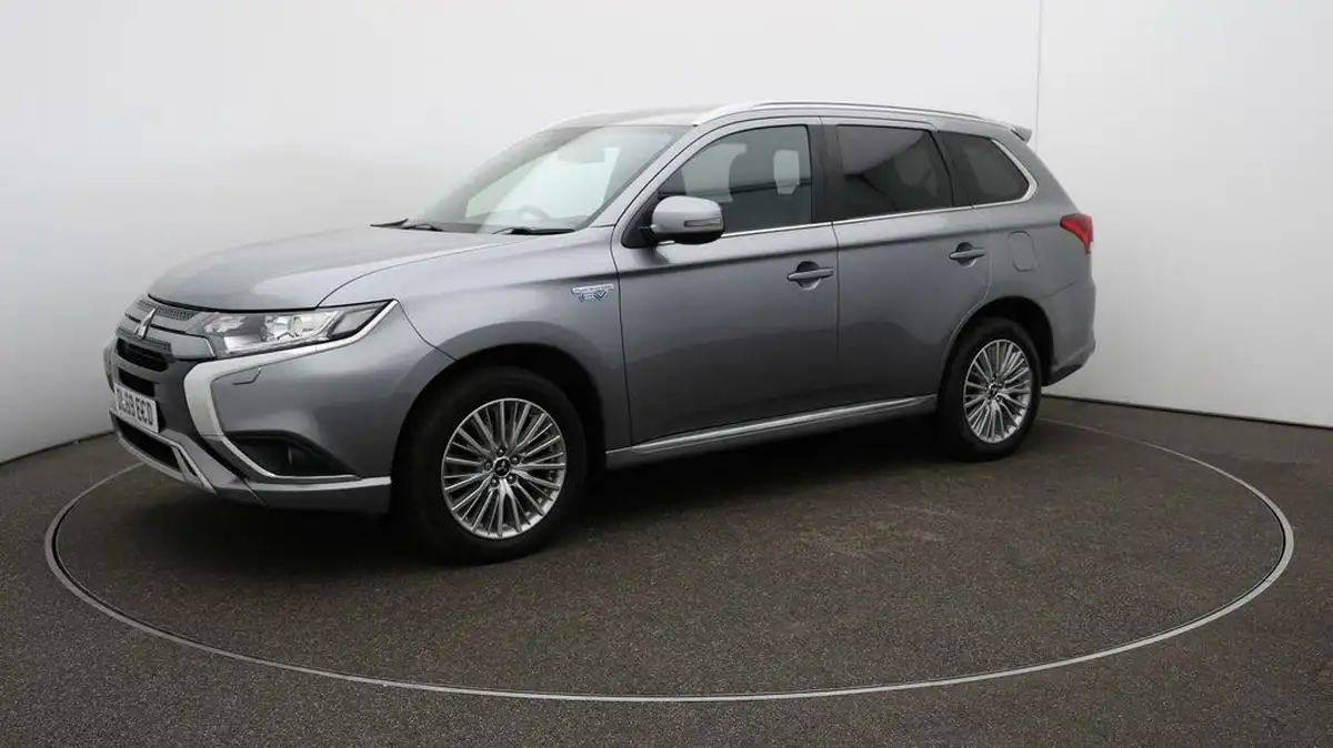 2020-mitsubishi-outlander-24-dynamic-phev-big-59