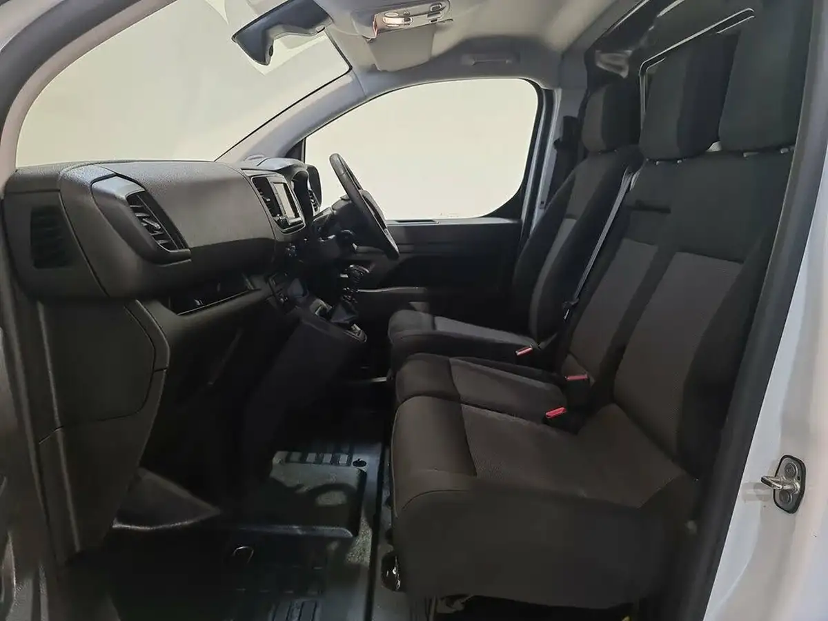 2023-vauxhall-vivaro-15td-2900-l2h1-pro-big-10