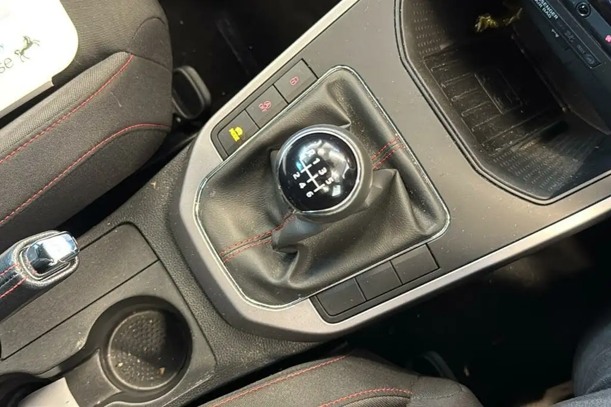 2019-seat-arona-10-tsi-fr-big-27
