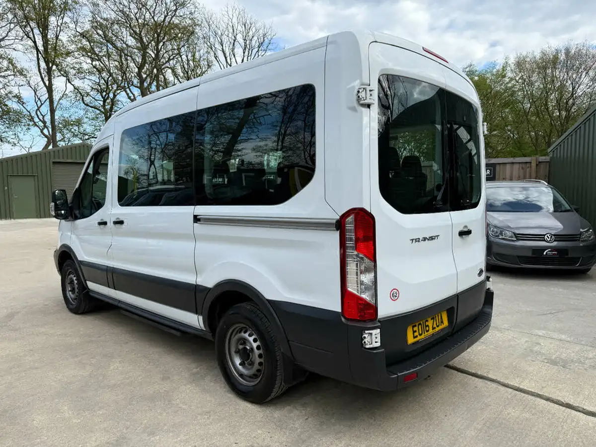 2016-ford-transit-22tdci-350-l2h2-125pseu6-hdt-bus-11-seats-big-11