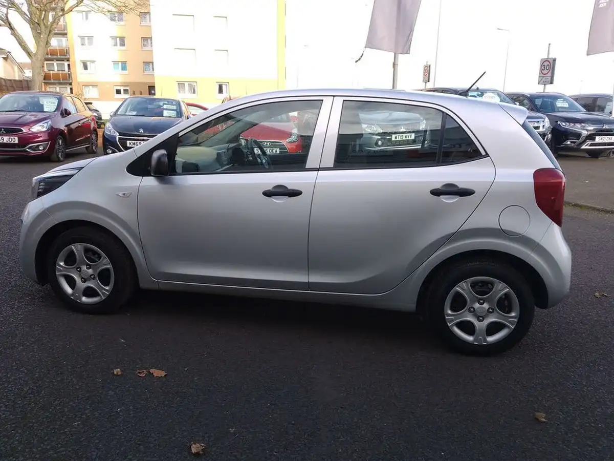 2017-kia-picanto-10-1-big-4