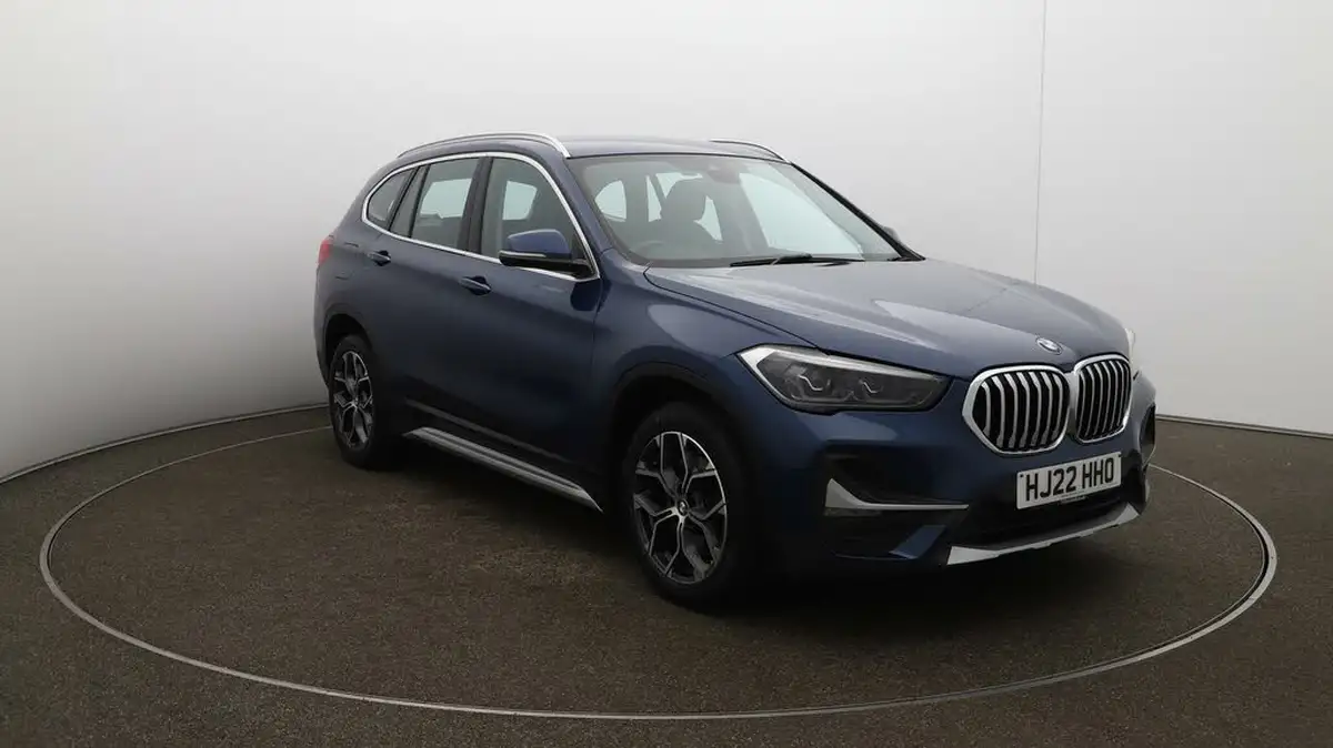 2022-bmw-x1-20-sdrive20i-xline-big-35